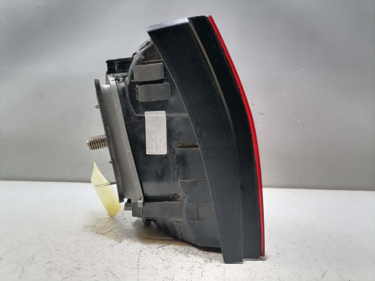 VW Fox original R&uuml;cklicht R&uuml;ckleuchte Schlussleuchte rechts Bj.2010